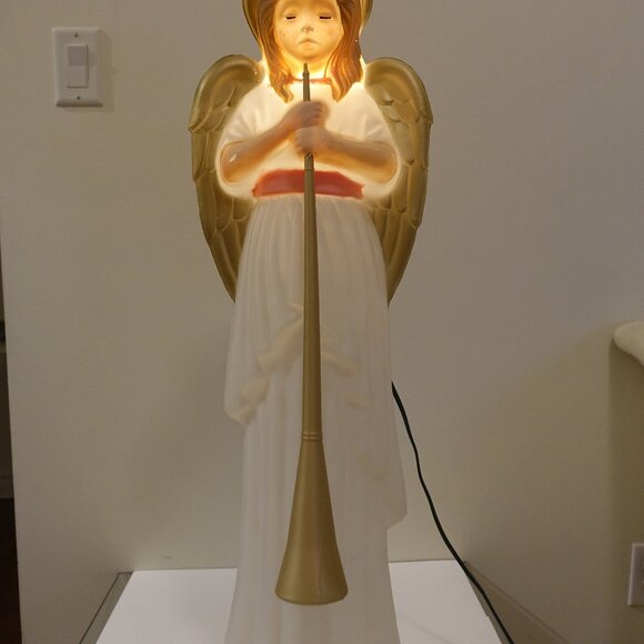 Vintage TPI 34" Large Blow Molded Christmas Angel with Horn Nativity Lamp - Picture 9 of 12